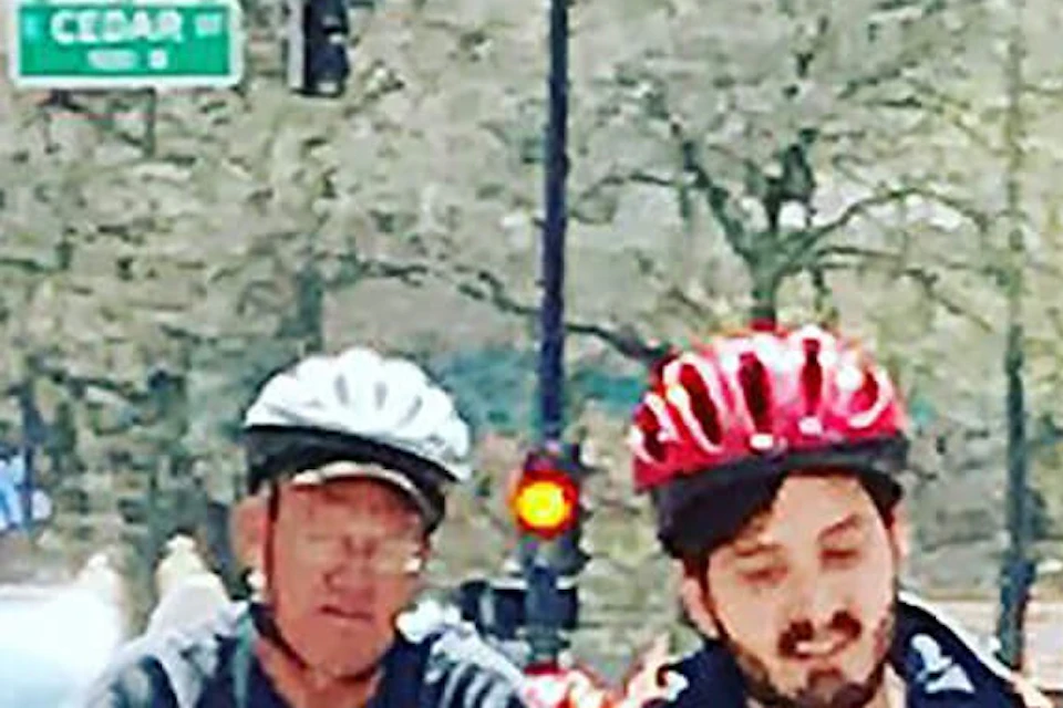 Bikes, Bites & Brews® Chicago’s Signature Dishes Bike Tour