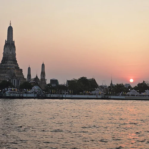 Bangkok: Visita a pé aos 3 principais templos reais - Photo 2