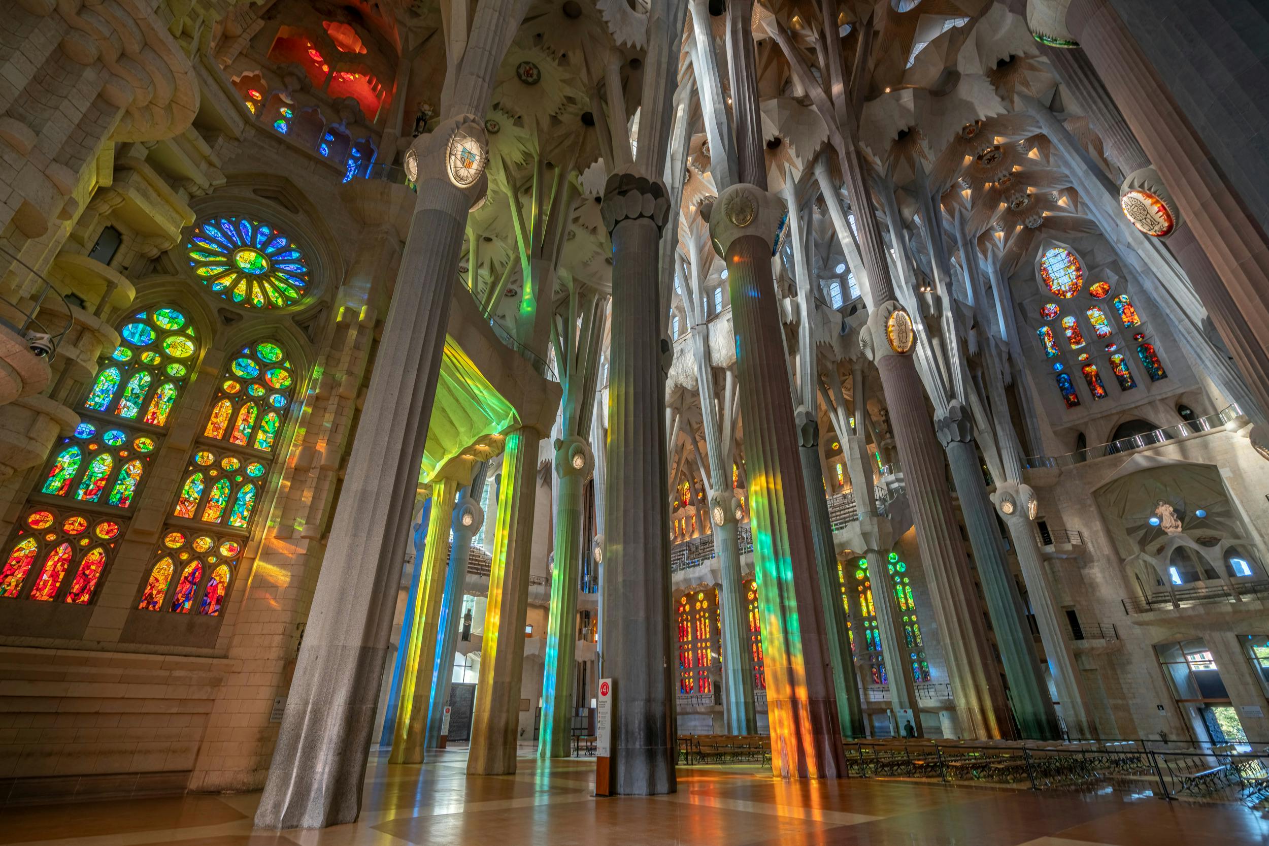 Sagrada Familia: Biglietto salta-coda + Tour guidato per piccoli gruppi — 4