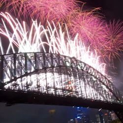 Sydney Harbour: 1.5-Hr Vivid Light Tall Ship Dinner Cruise 2
