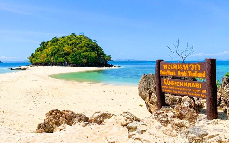 Tour de barbacoa al atardecer por las islas Krabi con plancton bioluminiscente en barco de cola larga - Alojamientos en Krabi