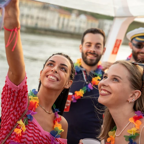 Porto: Douro River Party Boat with Sunset Option - Photo 2