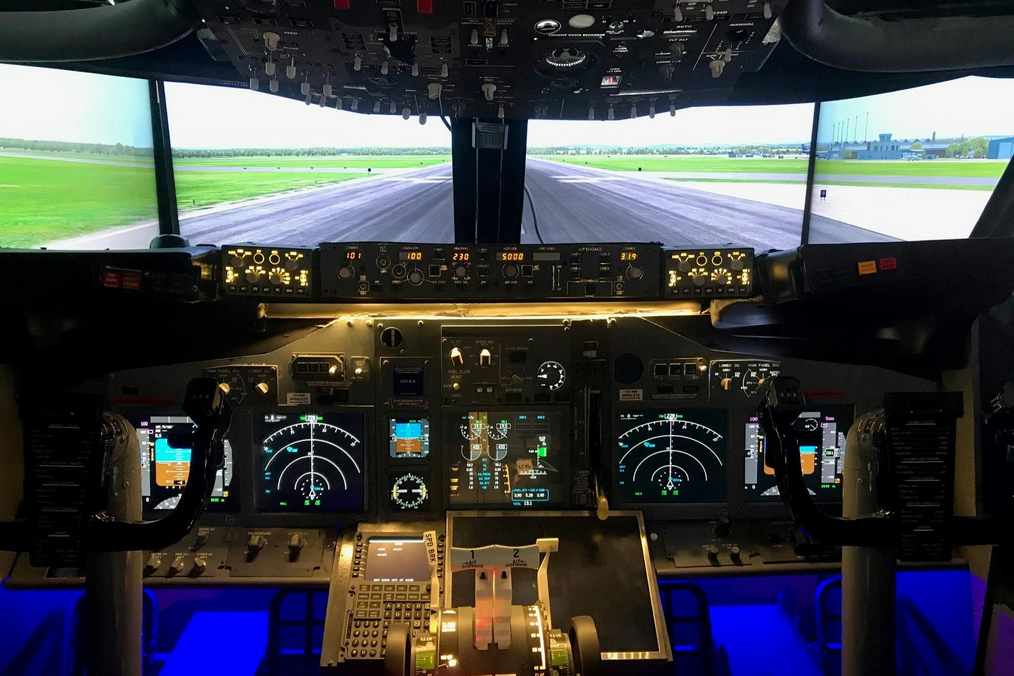 SimFly Flight Deck。来吧!试一试吧!