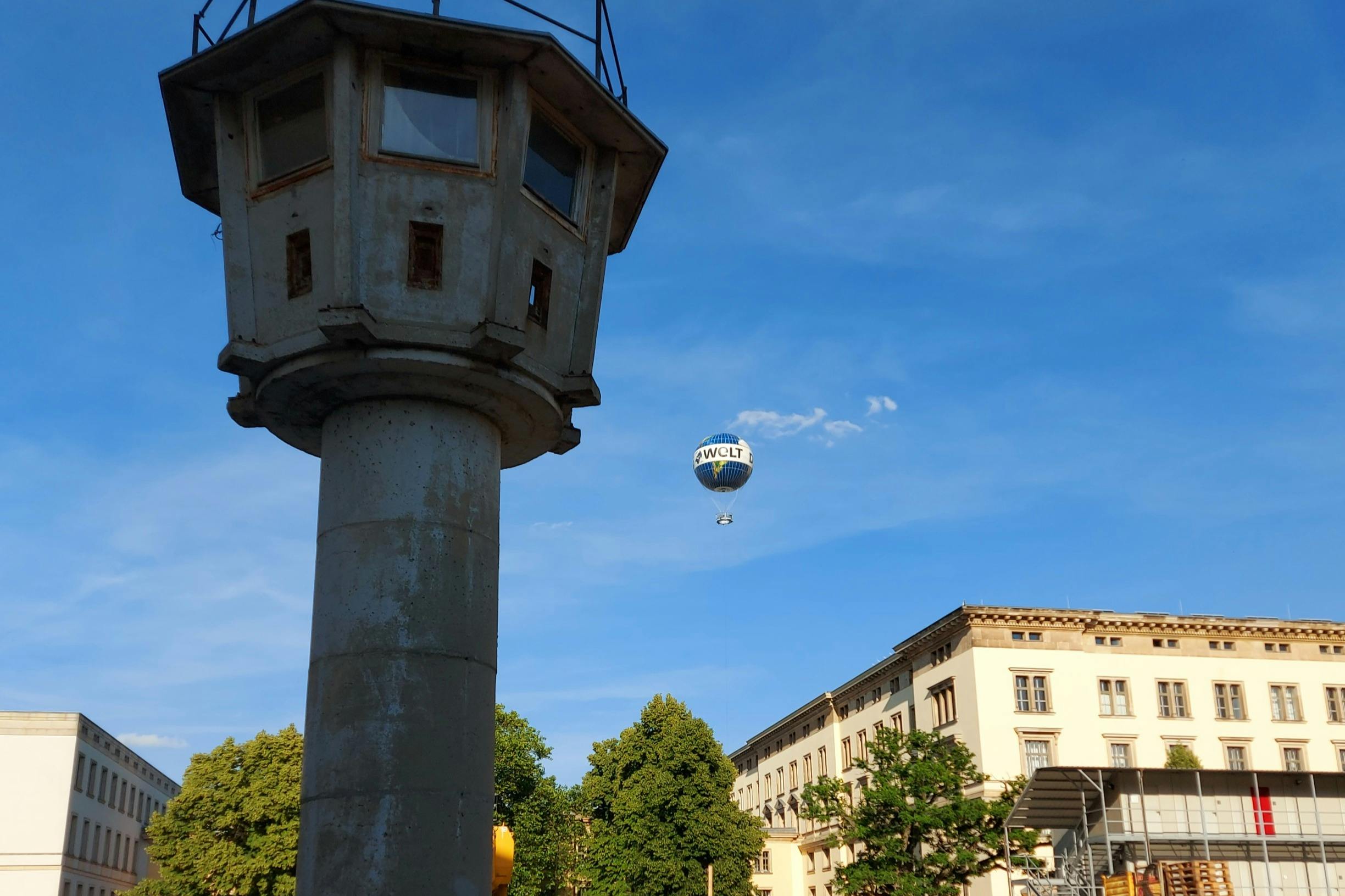 Wachturm auf dem Grenzstreifen