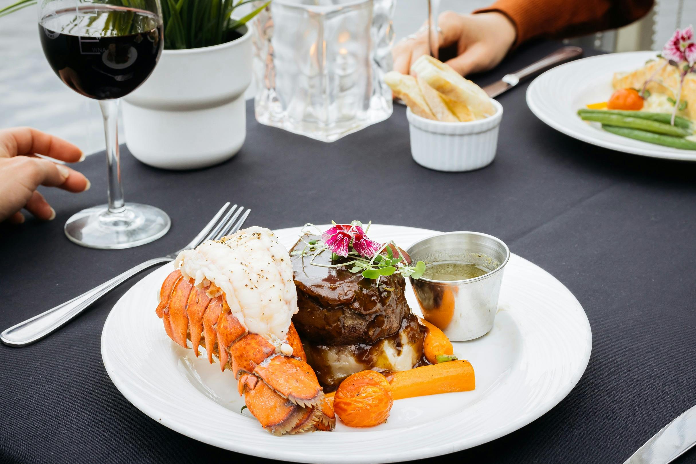 Quebec City: Tour in barca con cena + vino — 3
