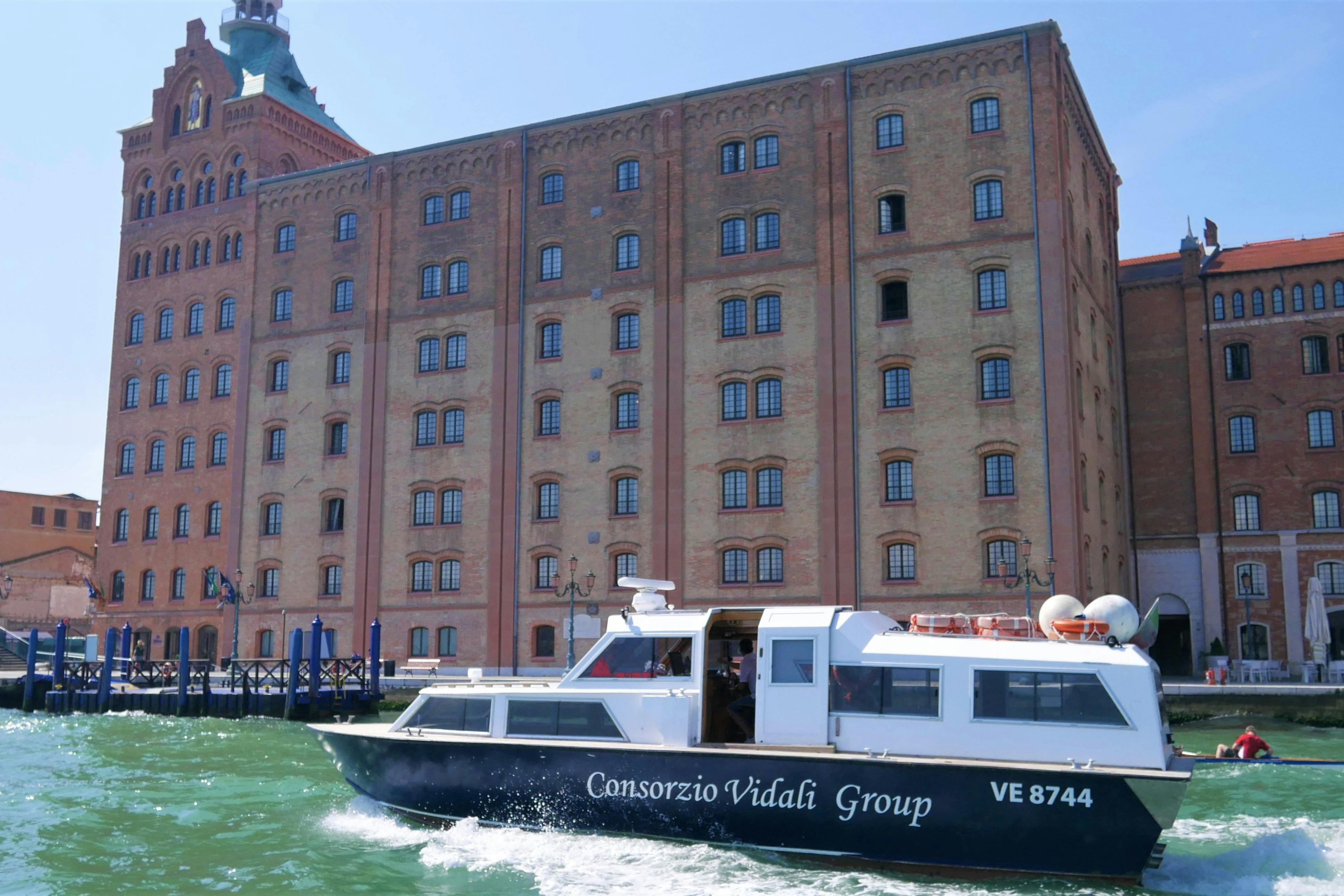 Murano, Burano & Torcello: Bootstour vom Markusplatz aus + Glasbläservorführung — 8