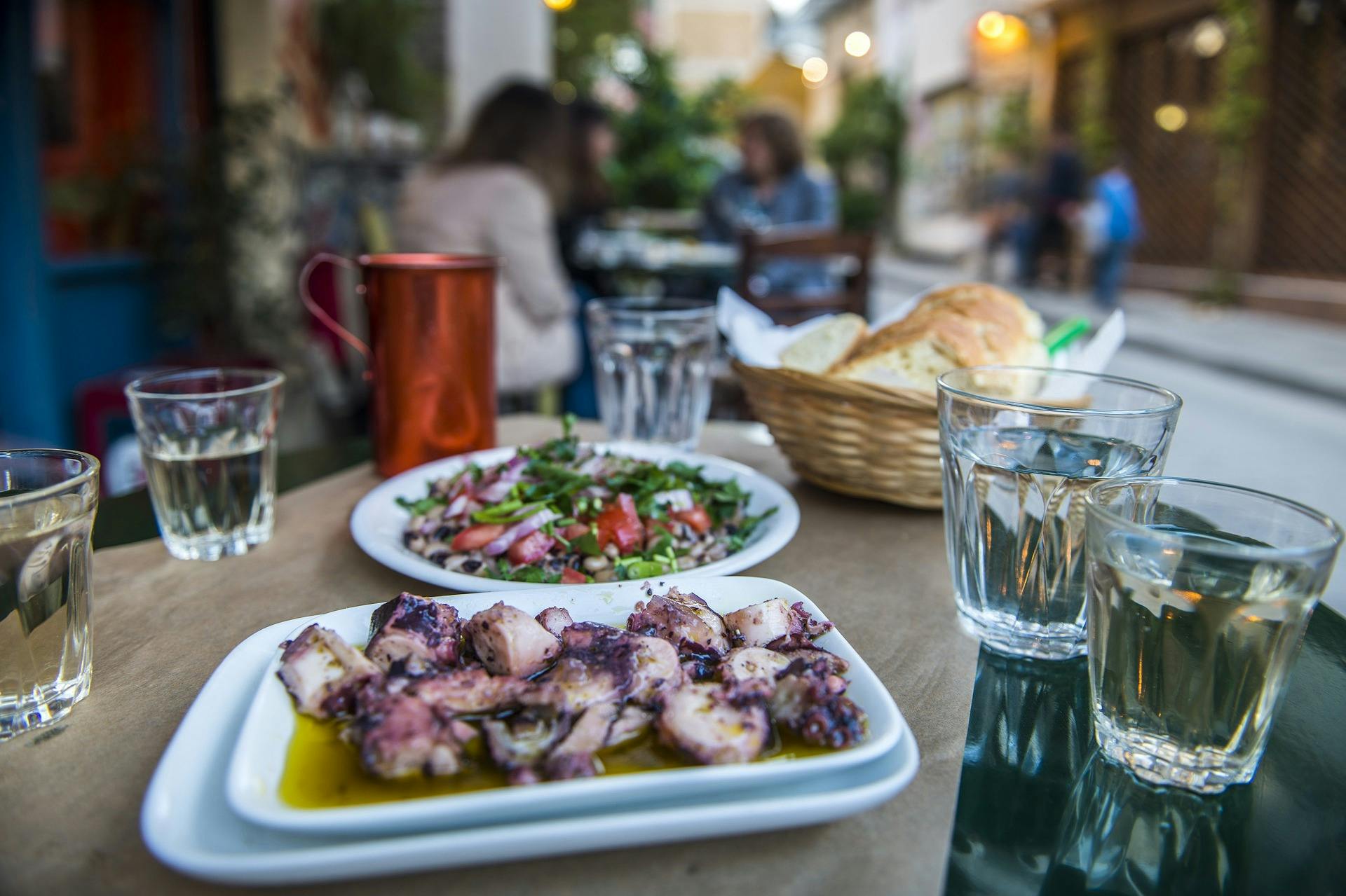 Cose da fare a <City 99239> #2: Tour gastronomici di strada ad Atene