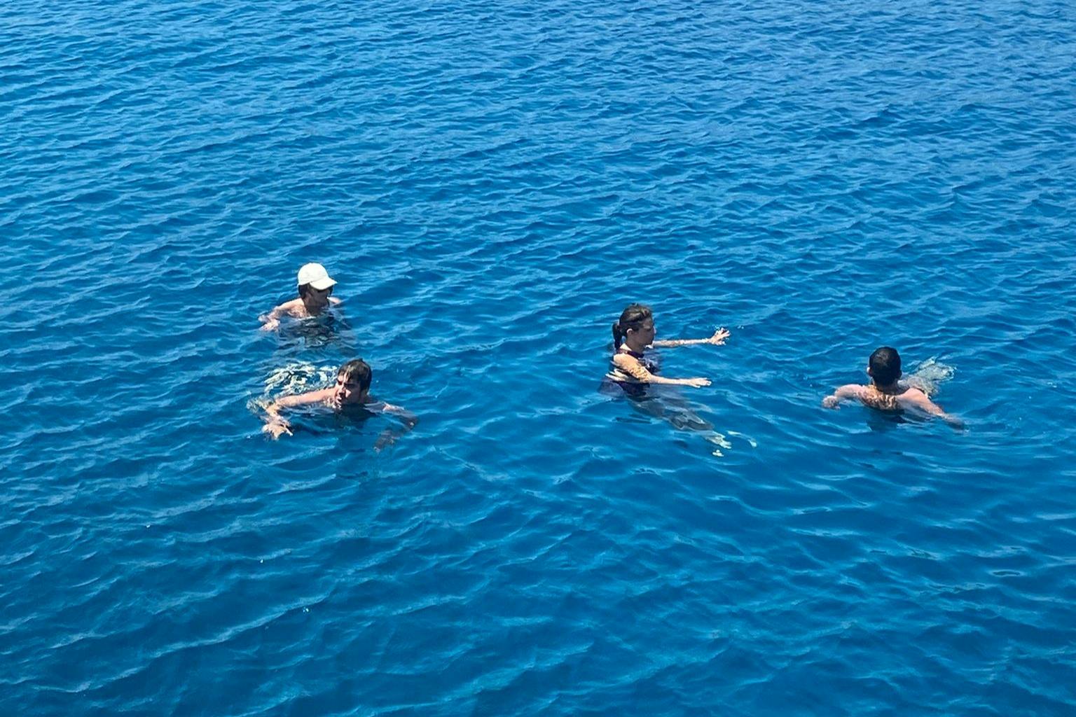 지하 보트 여행