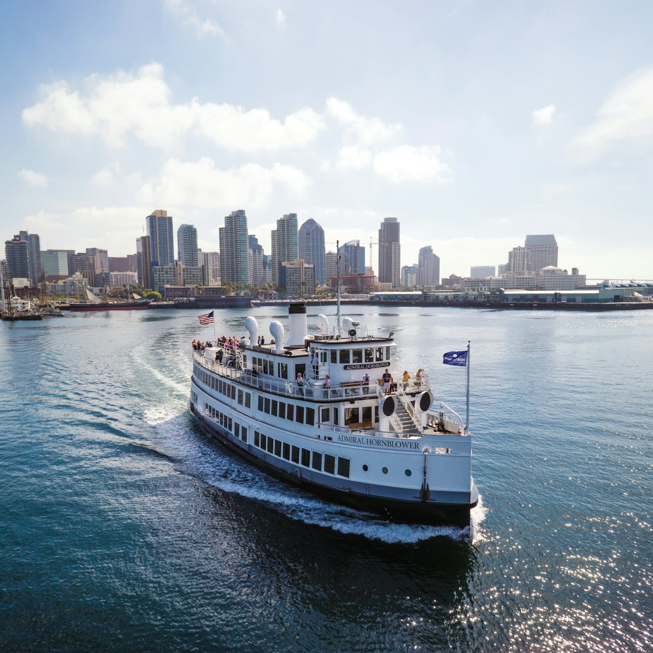 San Diego: Crucero de 1 hora por la bahía y aventura con leones marinos - Alojamientos en San Diego