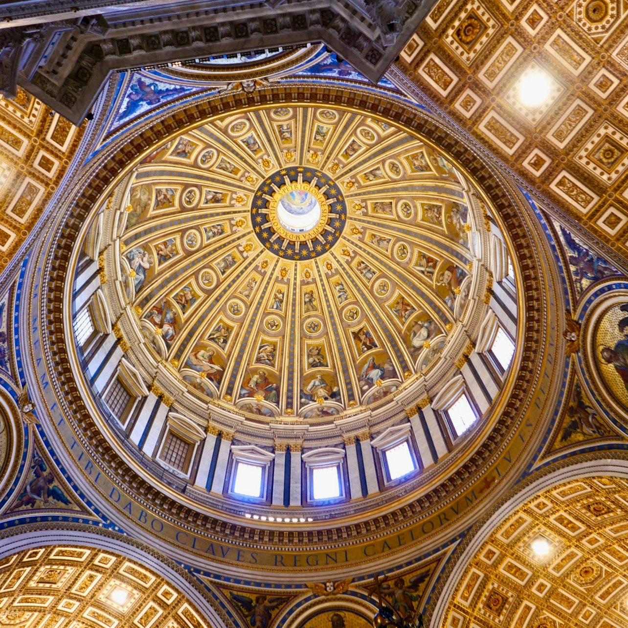 Basilica di San Pietro, Piazza e Grotte Papali: Visita guidata pomeridiana - Alloggi in Roma