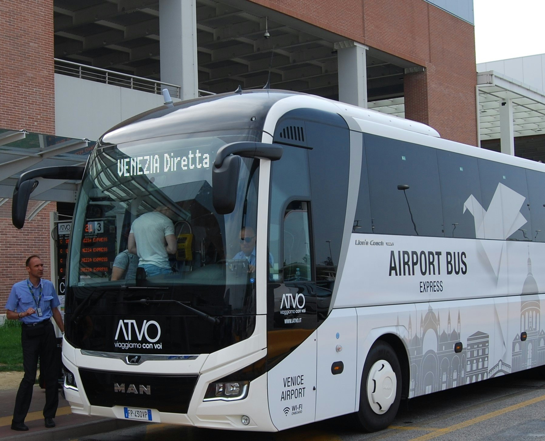 Shuttle Bus from Marco Polo Airport to Venice