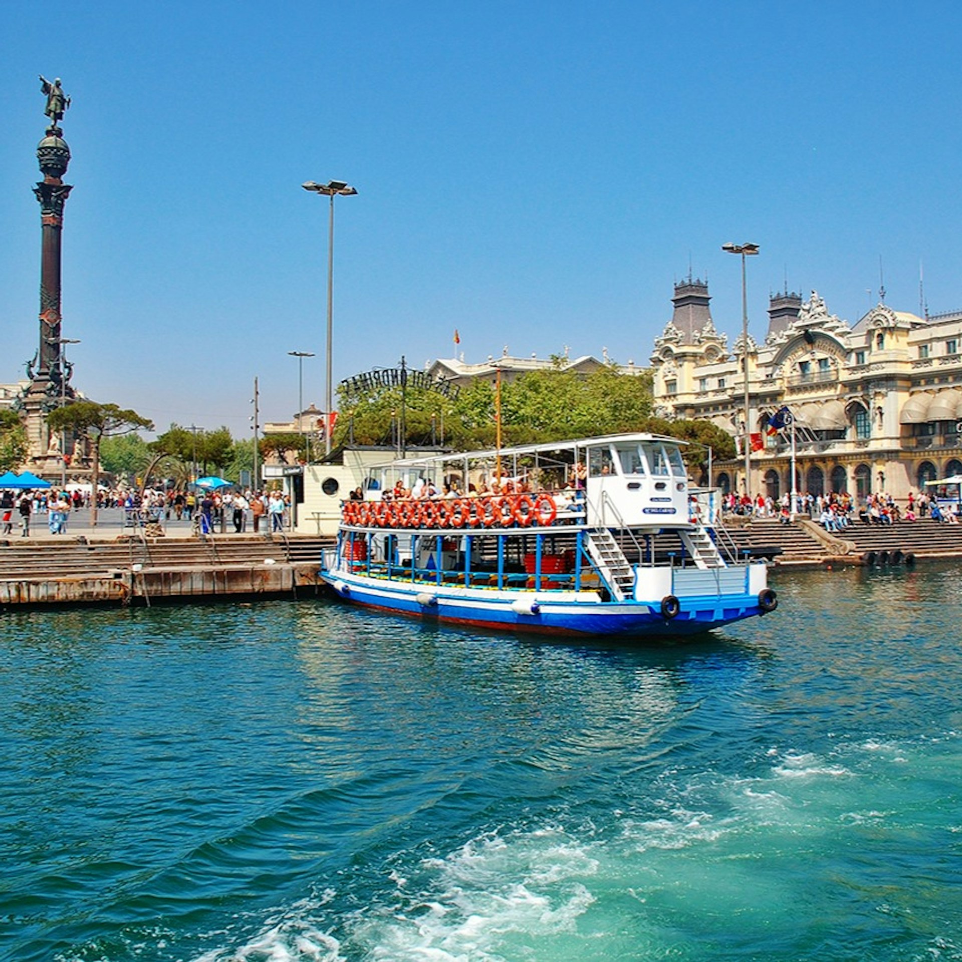 Barcelona: Las Golondrinas 40-Minute Boat Cruise