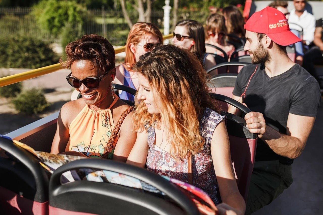 Jednokierunkowe zamki Cruise + Hop on Hop off Bus