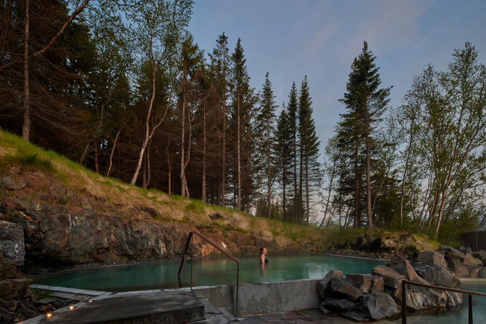 Warmer Hot Tube