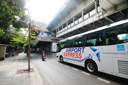 バンコクスワンナプーム国際空港（BKK）からバンコクへのバス移動(即日発券)
