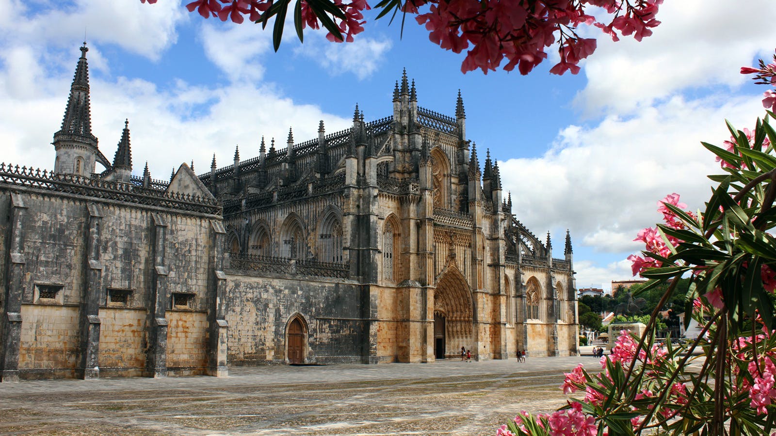 バターリャ修道院のチケットーバターリャ Tiqets Com