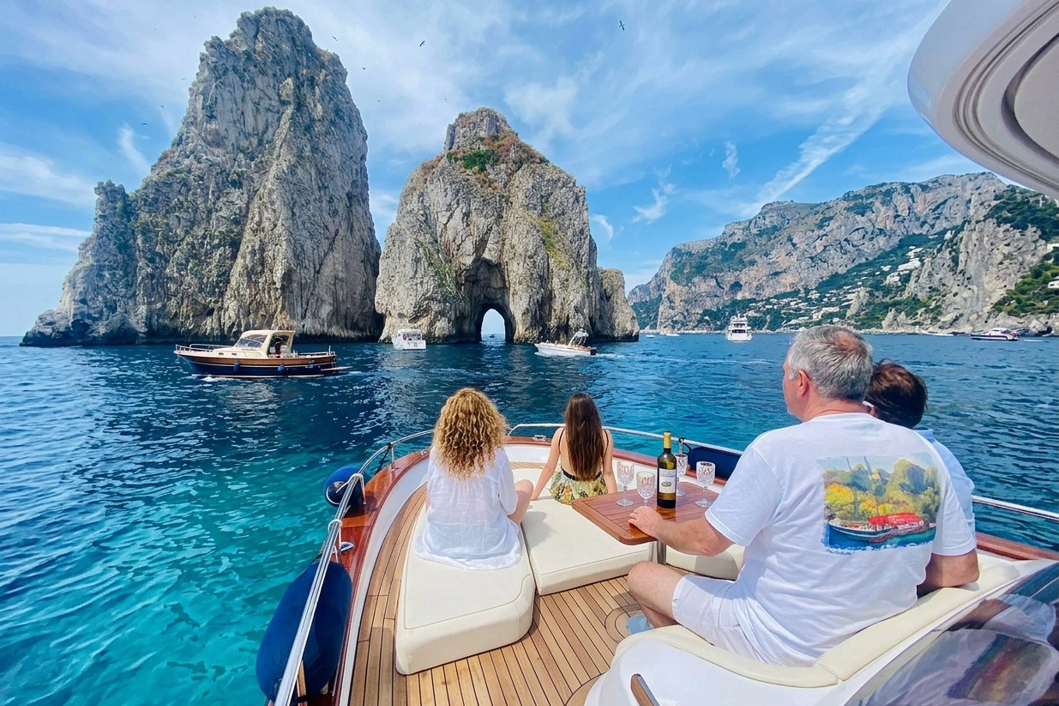 Capri: Boat Tour from Positano + Brunch + Drinks + Snorkeling