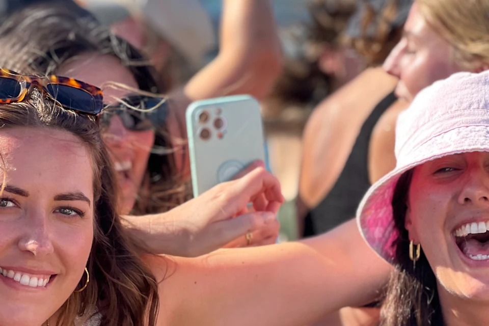 2 girls having fun at a boat party Lisbon