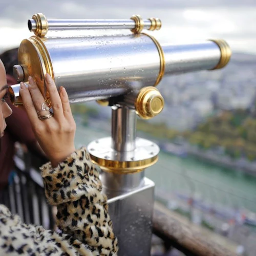 Eiffel Tower: Entry Ticket + Summit Access by Elevator - Photo 3