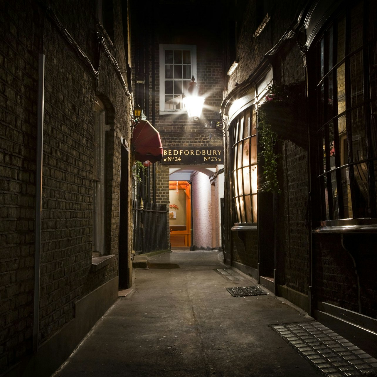 Jack The Ripper Walking Tour - Accommodations in London