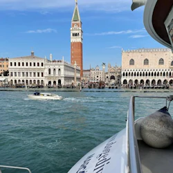 Murano, Burano & Venice: Day Trip from Punta Sabbioni + Glass-blowing Demo 3