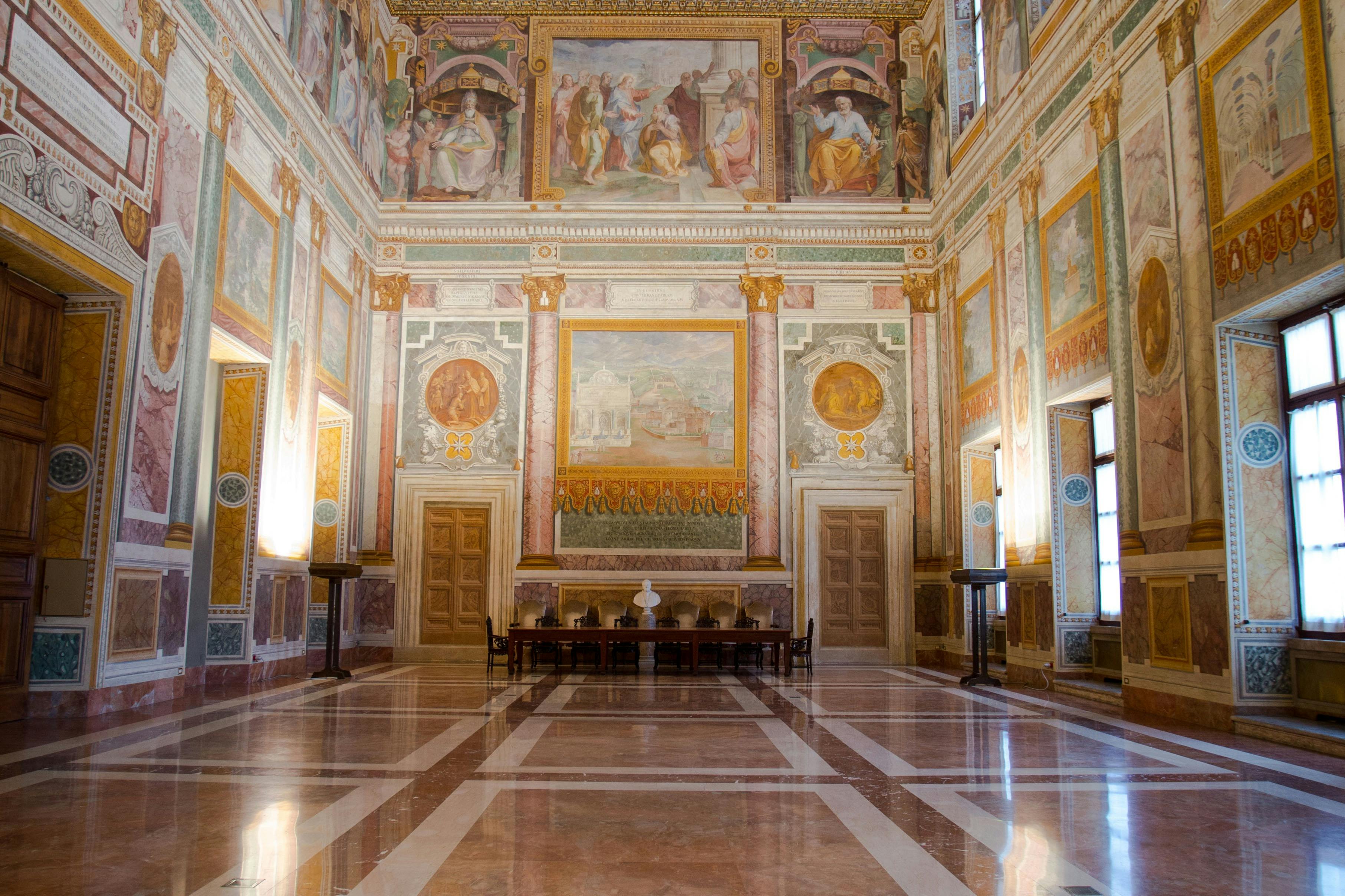 라테란 궁전 - 조정의 전당