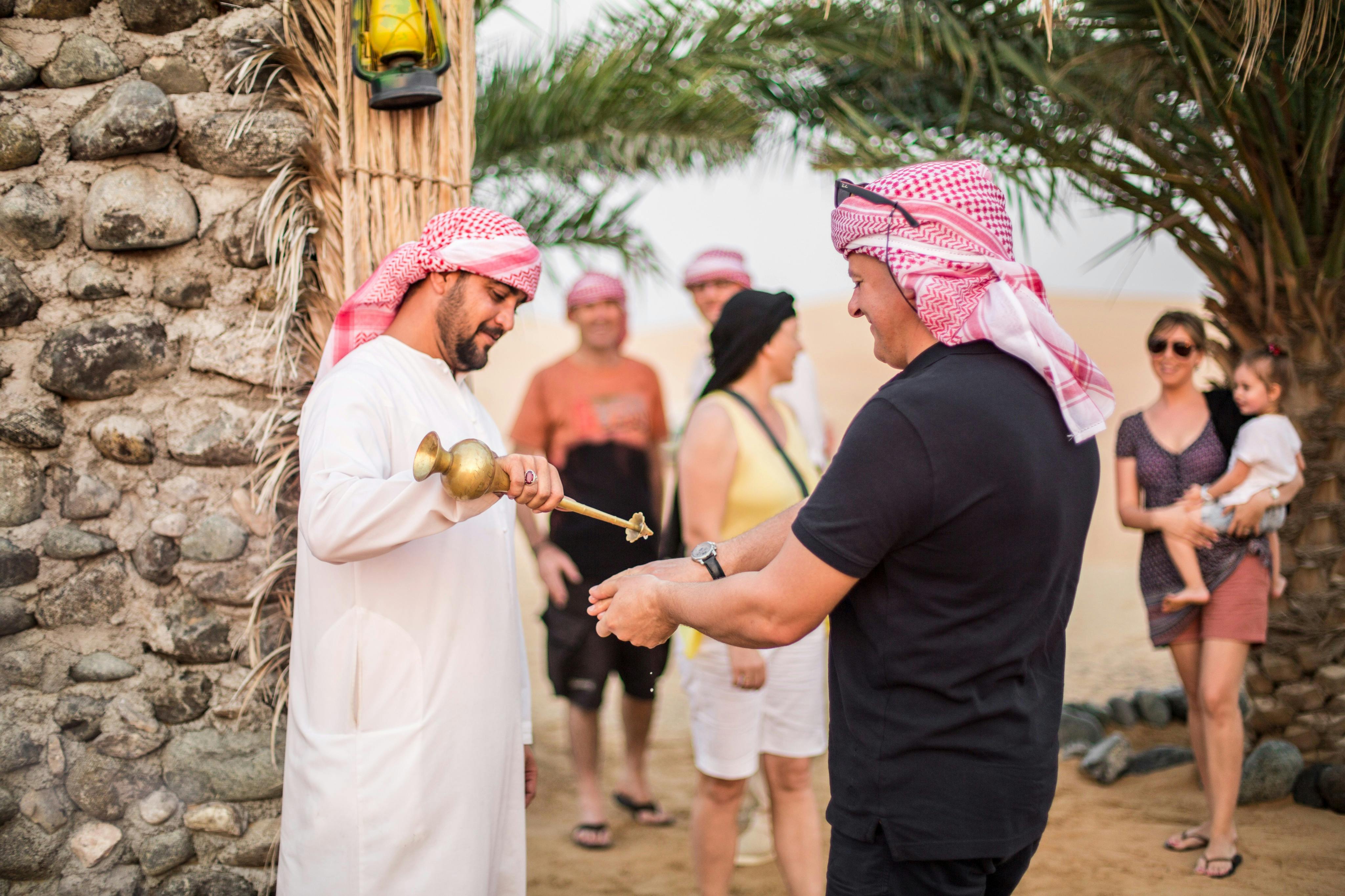 Dubai: Safari guiado de camelo no deserto + jantar + transferes + espetáculo de falcões - Photo 5