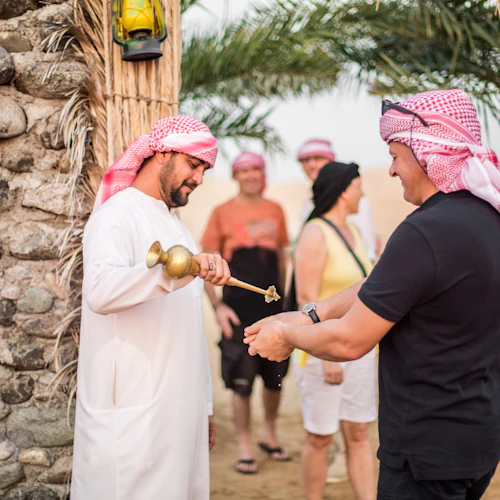 Dubai: Safari guiado de camelo no deserto + jantar + transferes + espetáculo de falcões - Photo 5