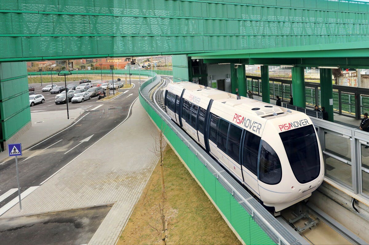 Pisa: Navetta di sola andata dall'aeroporto di Pisa da/per la stazione ferroviaria di Pisa Centrale