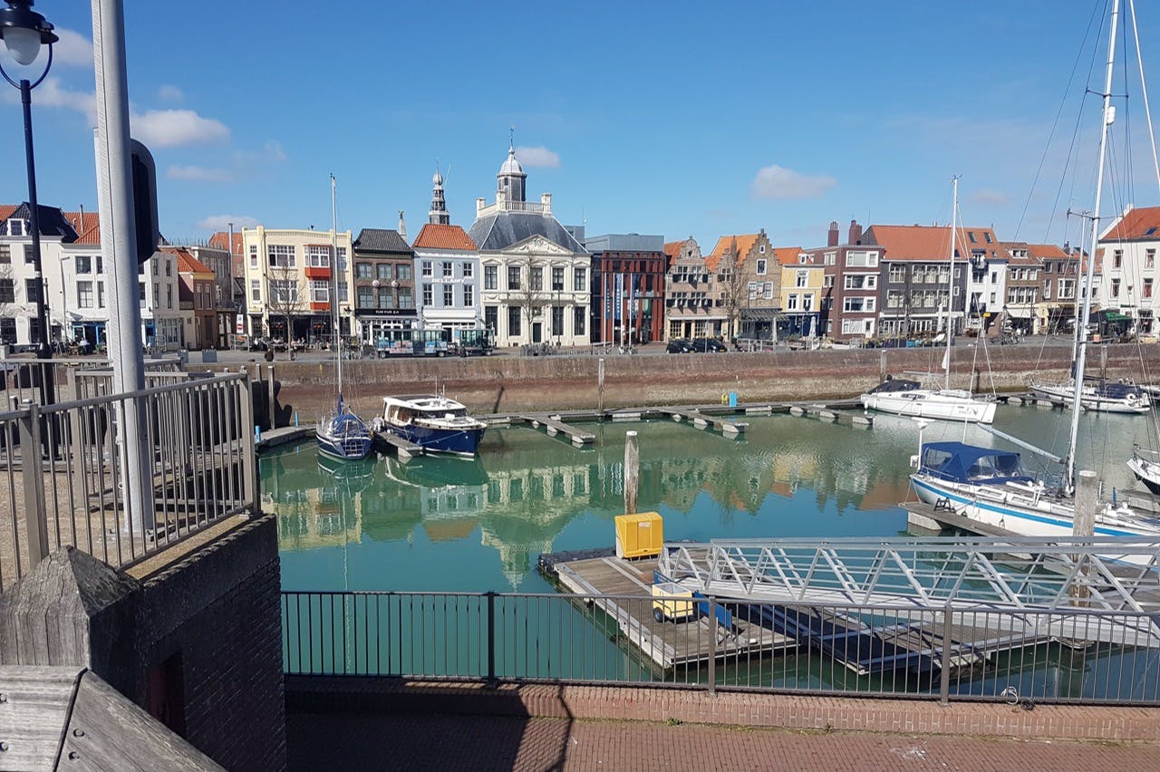 Merchant Harbor, antigament port pesquer amb vistes a la casa Lampsin.