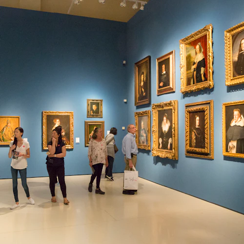 Museu Nacional d’Art de Catalunya: bilhete sem filas - Photo 2