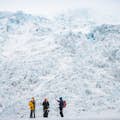Aventura en grupo reducido por las maravillas del glaciar desde Skaftafell