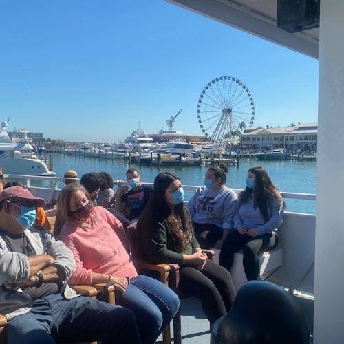 Miami: Visita guiada a pie por la Pequeña Habana con crucero de 90 minutos por la bahía