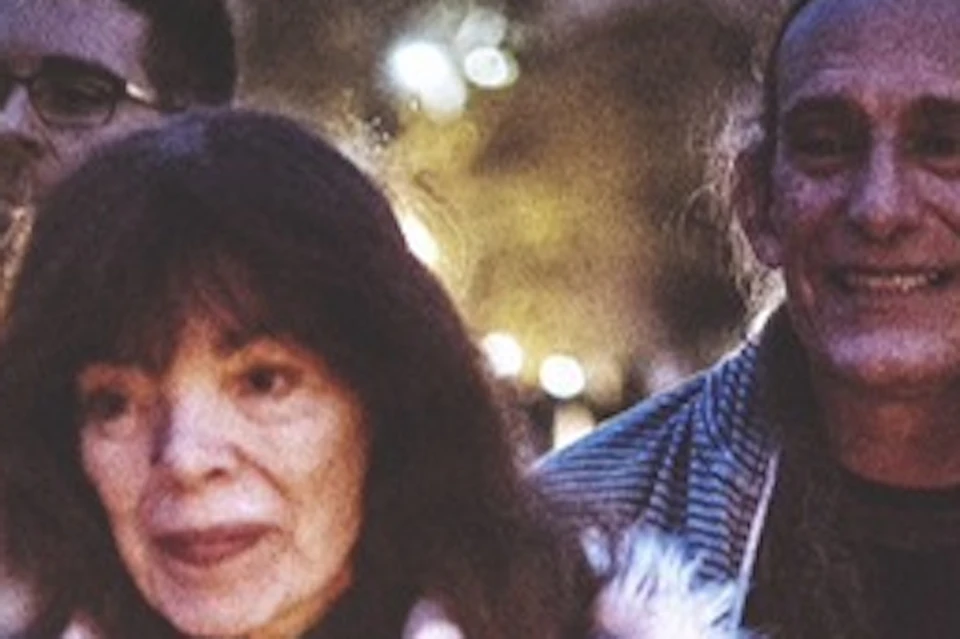 Experience Washington DC's Past on a Captivating Ghost Tour.