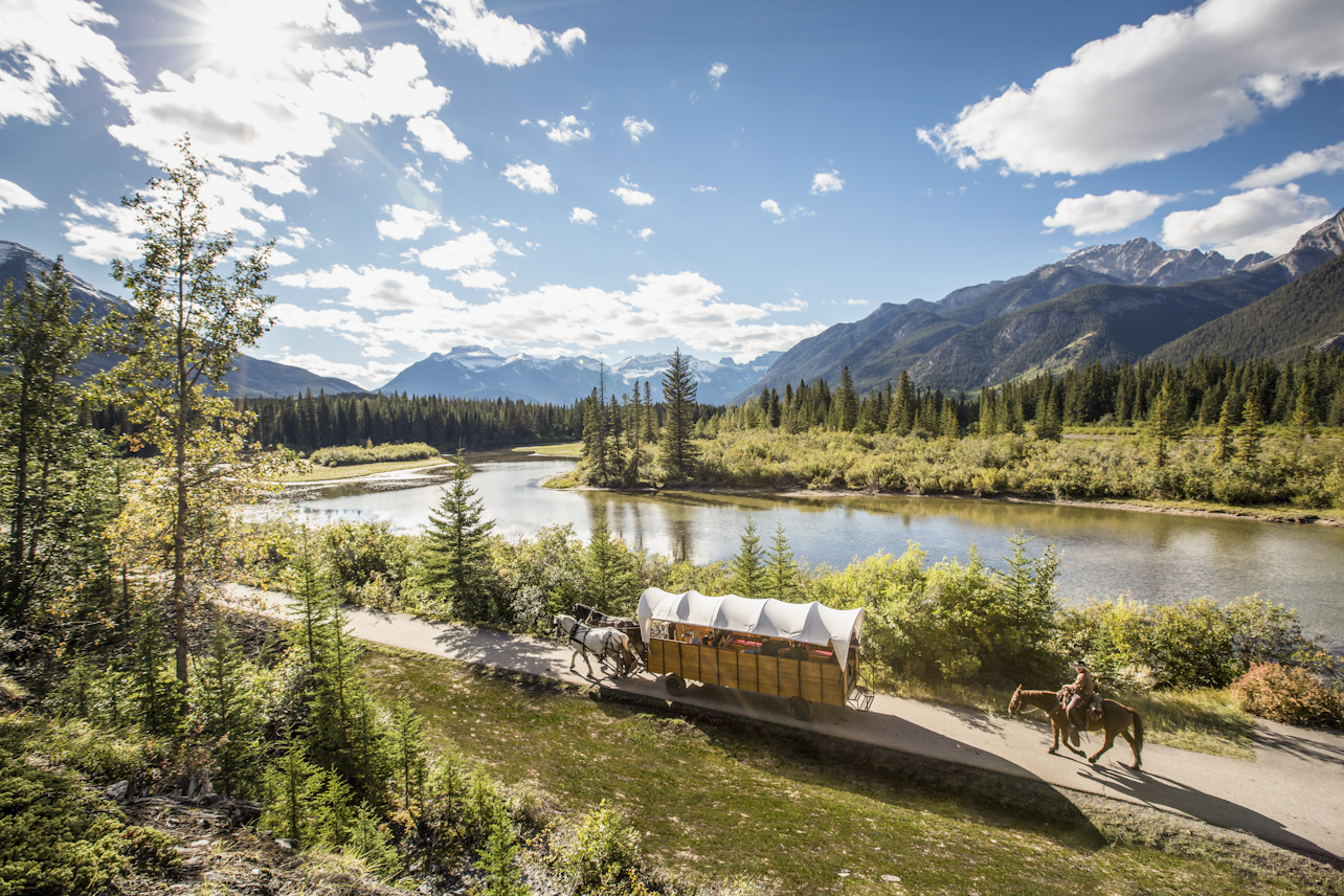 Comida de vaqueros: Paseo en carreta desde Banff - Alojamientos en Banff