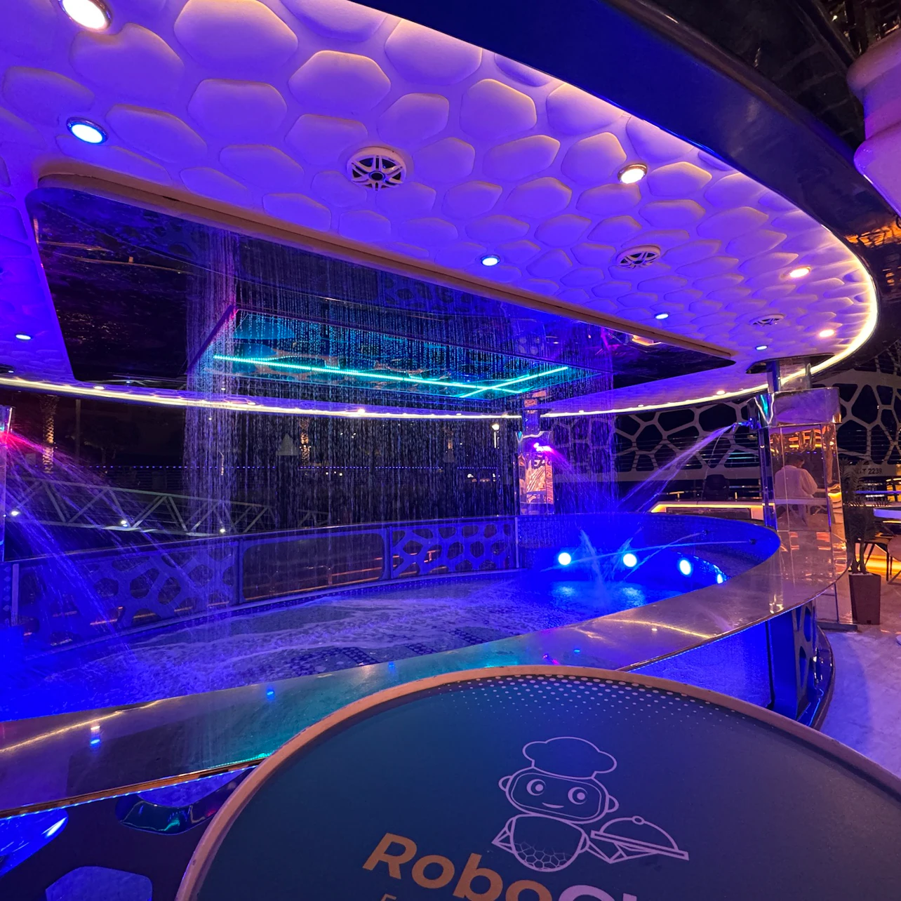Dubai Marina: Lotus Megayacht Dinner Cruise in Dubai – Tiqets