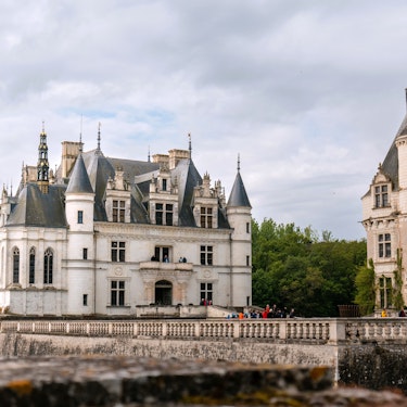 Amboise Çıkışlı Chenonceau ve Chambord Şatoları Tam Gün Turu (Yemekli)