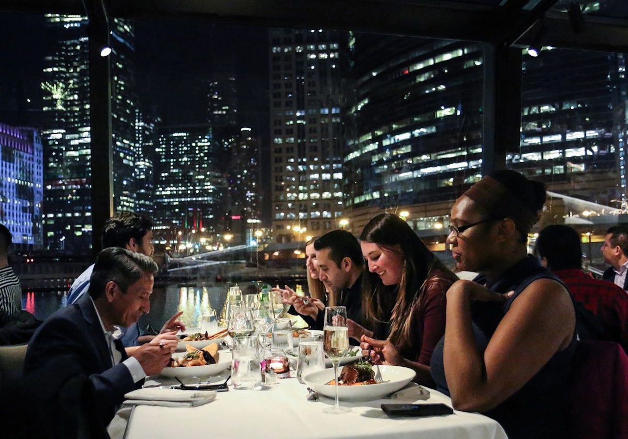 Chicago: Cruzeiro com jantar de primeira classe no Rio Chicago - Acomodações em Chicago