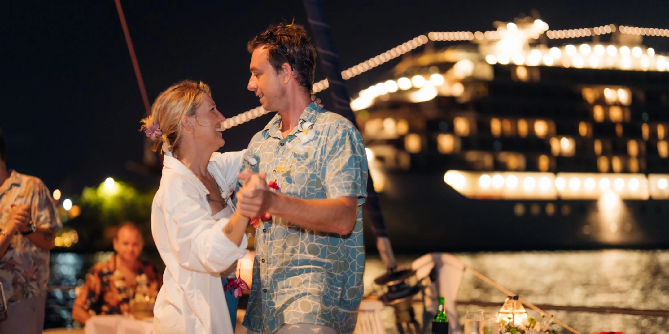 Bali: Dinner Cruise + 5-Course Meal + Live Music