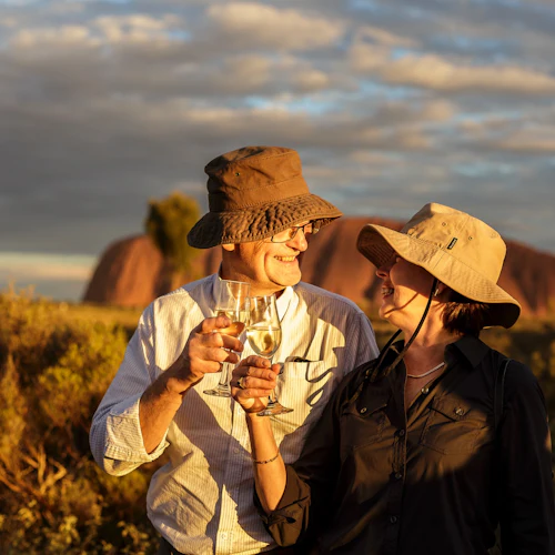 Uluru: excursão guiada de um dia saindo de Alice Springs + churrasco ao pôr do sol - Photo 3