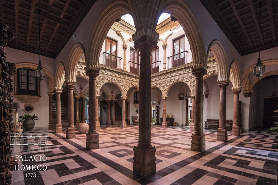 Patio Palacio Domecq