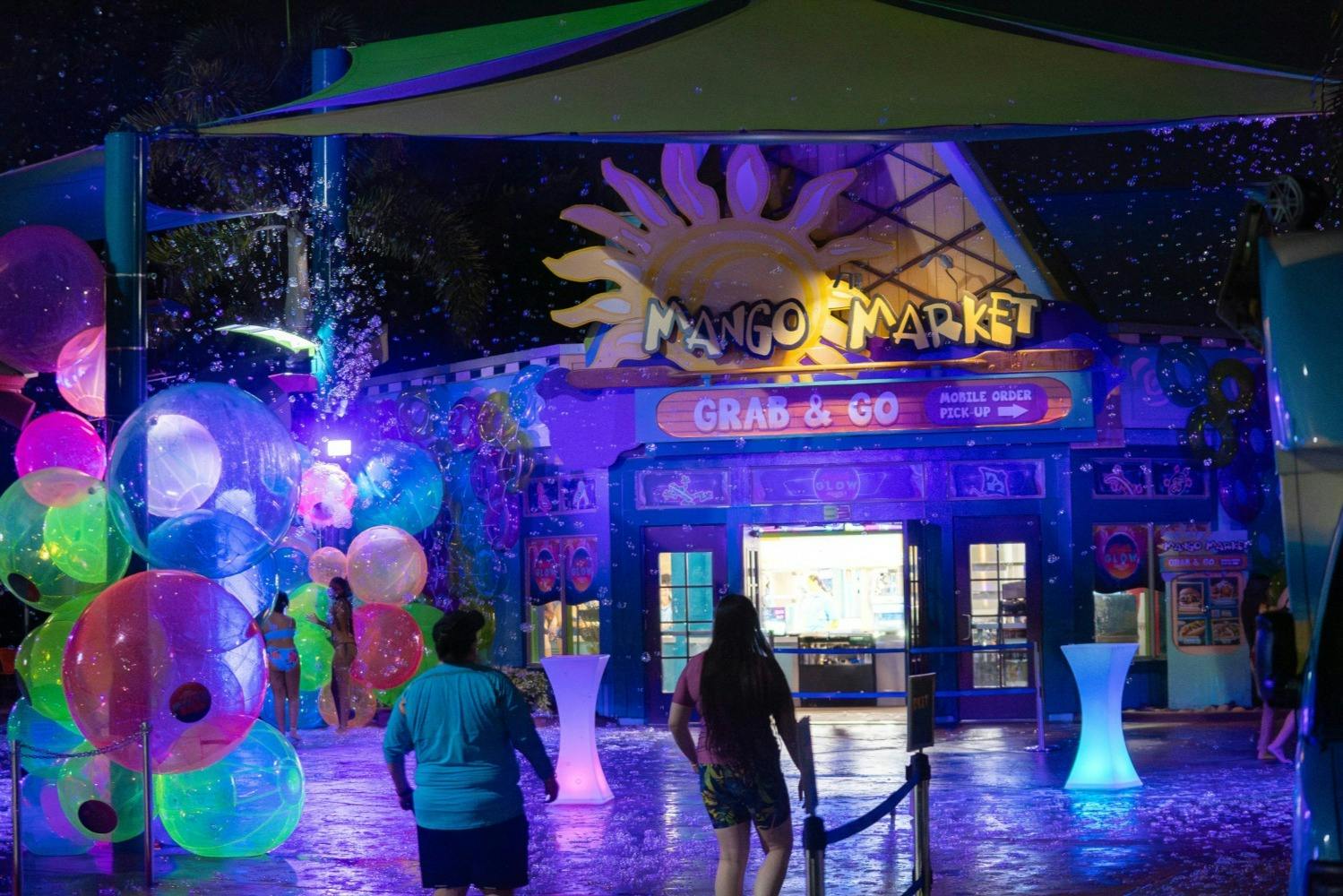 AquaGlow Adventure Island Tampa Bay: Evento After Hours - Photo 8