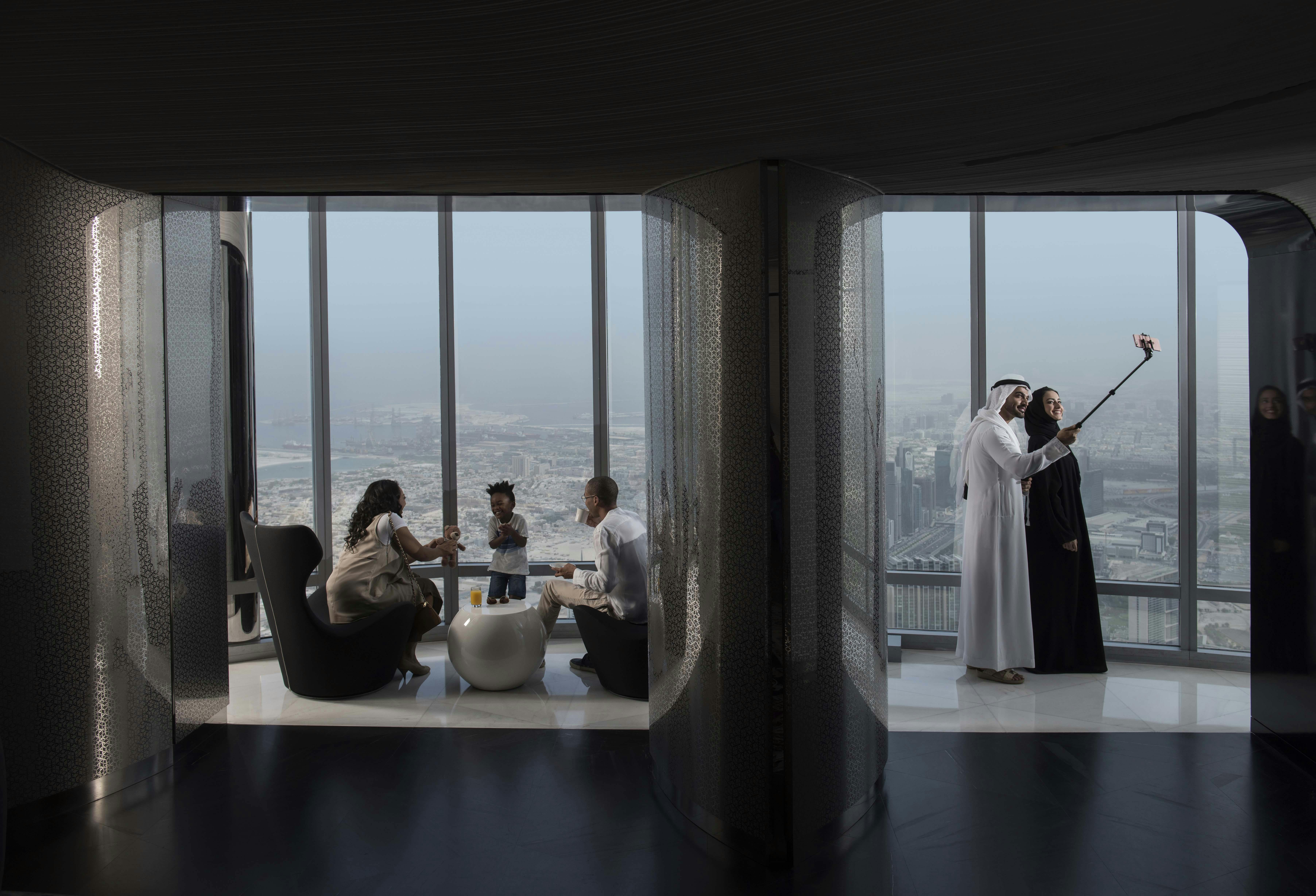 En la cima + en la azotea, el Club Burj - Alojamientos en Dubai