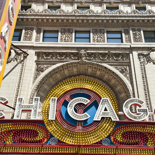 The Chicago Theatre Tour Experience