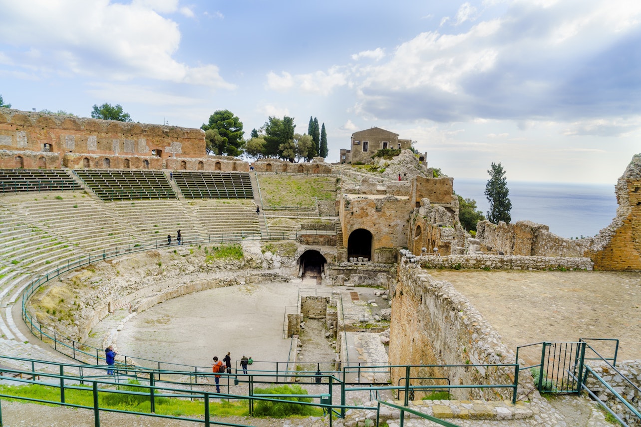 Ancient Theatre of Taormina: Guided Tour - Accommodations in Taormina