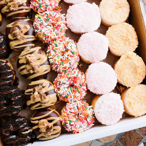 Nashville: Downtown Guided Donut Tour - Photo 3