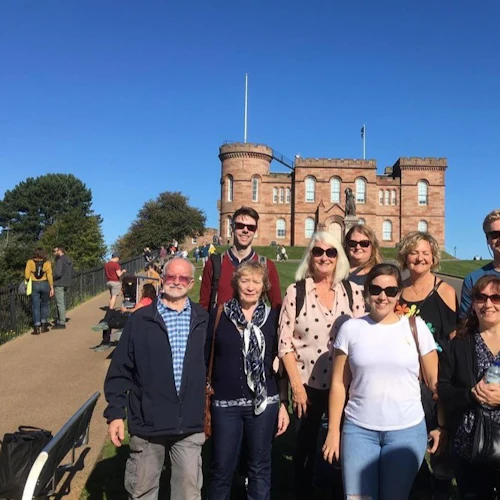 Passeio a pé pela cidade de Inverness - Photo 3