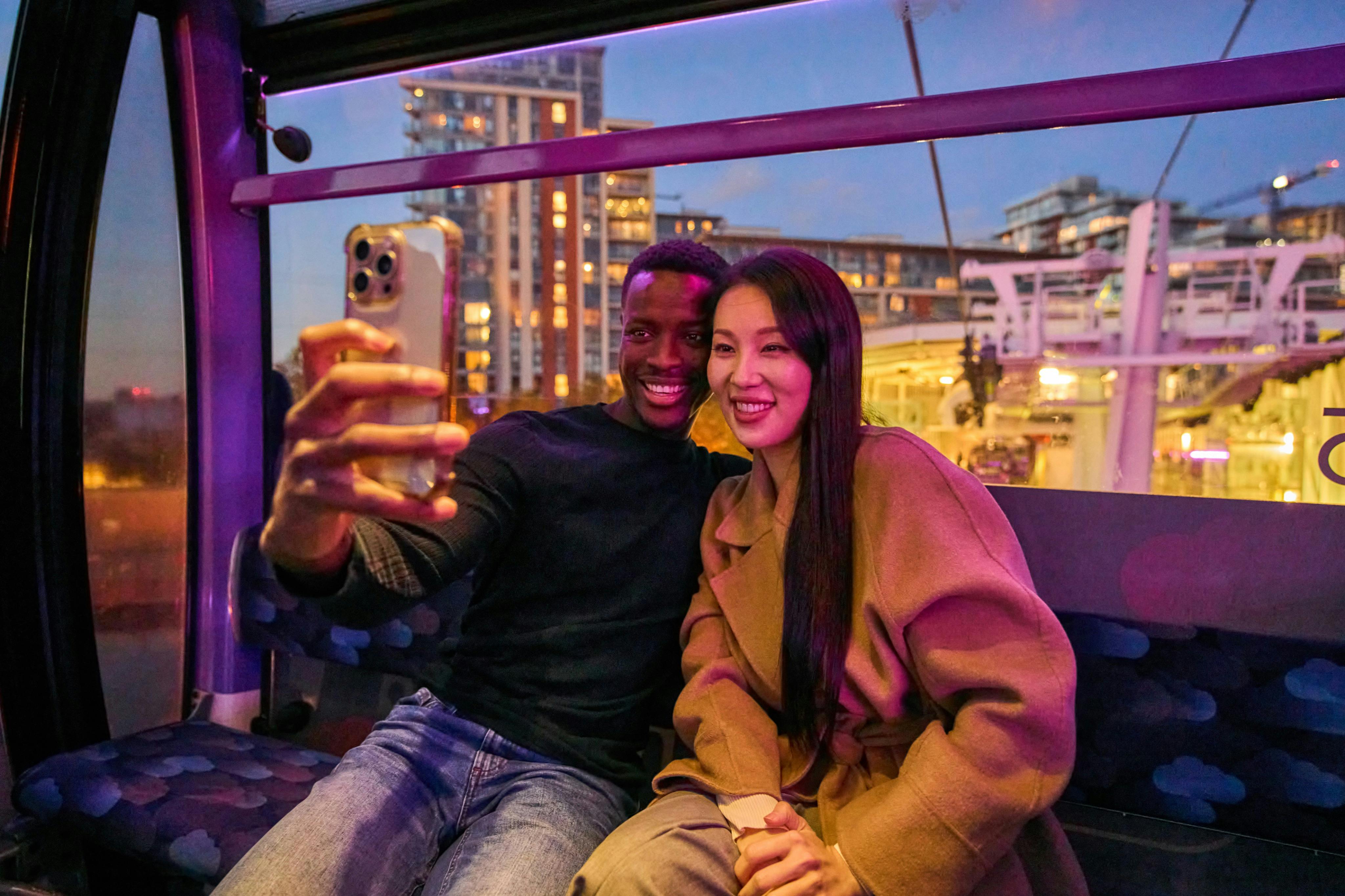 Take a selfie on the London Cable Car