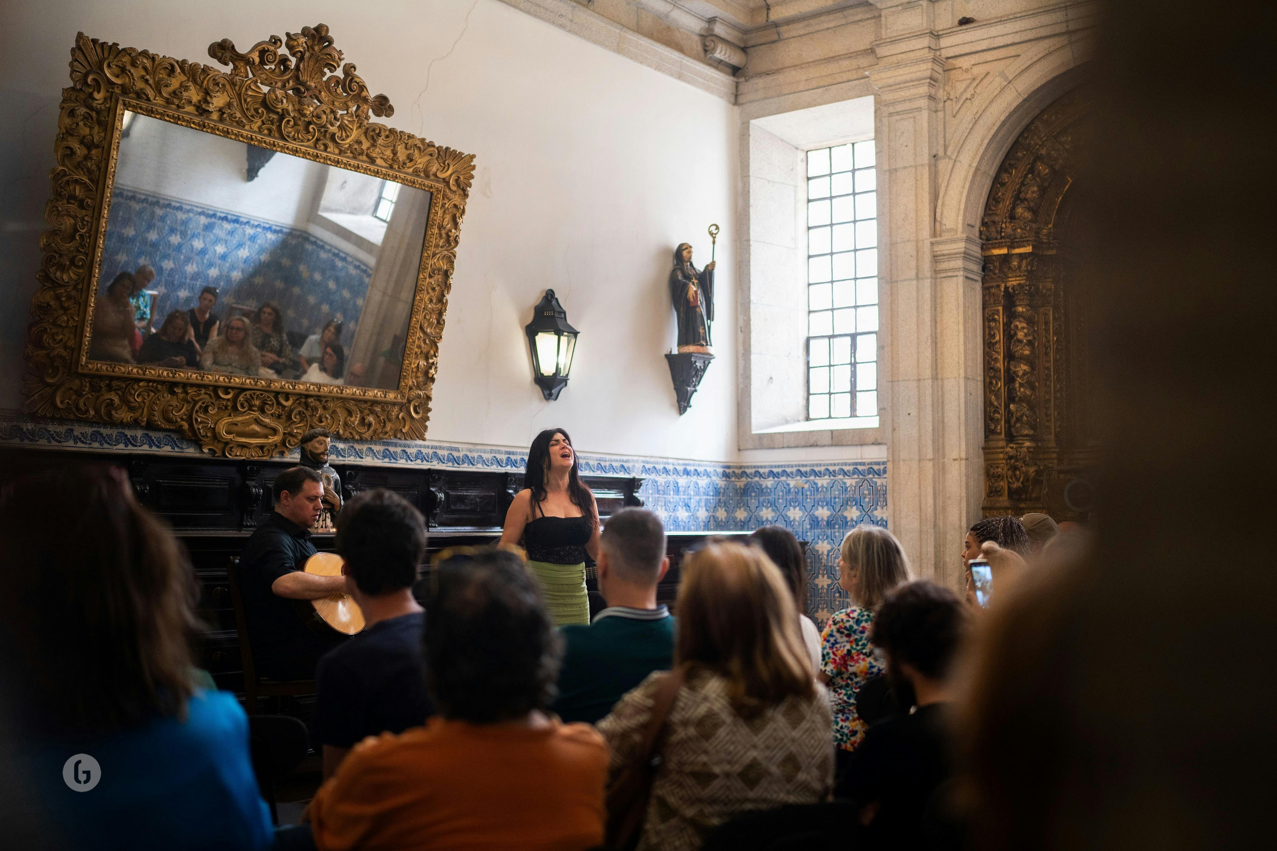 Concert de fado dans la sacristie du 18e siècle du monastère de São Bento da Vitória