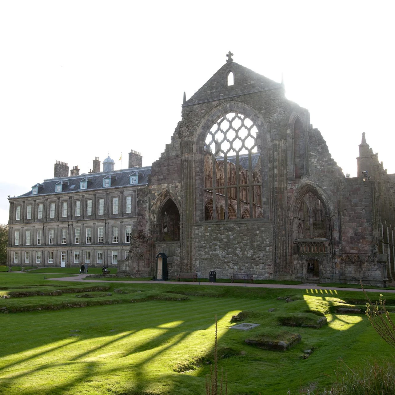 Palace of Holyroodhouse: Entry Ticket in Edinburgh β Tiqets